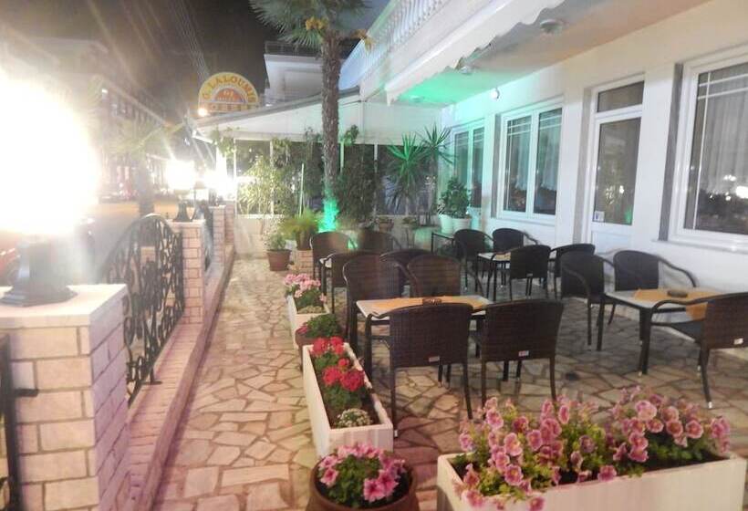 Отель Gold Stern