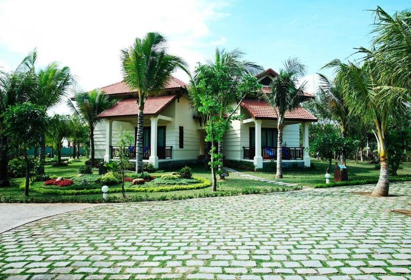 هتل Golden Coast Resort & Spa