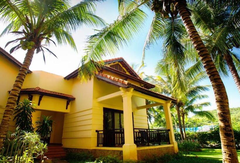 هتل Golden Coast Resort & Spa