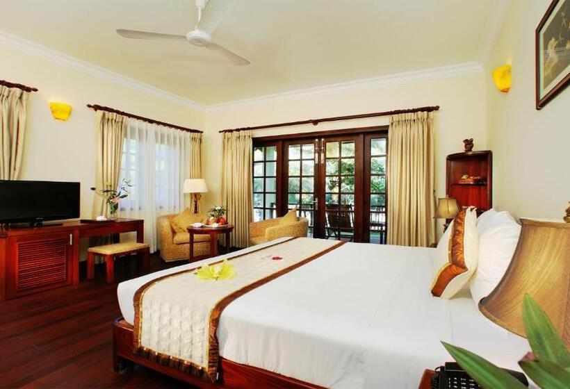 هتل Golden Coast Resort & Spa