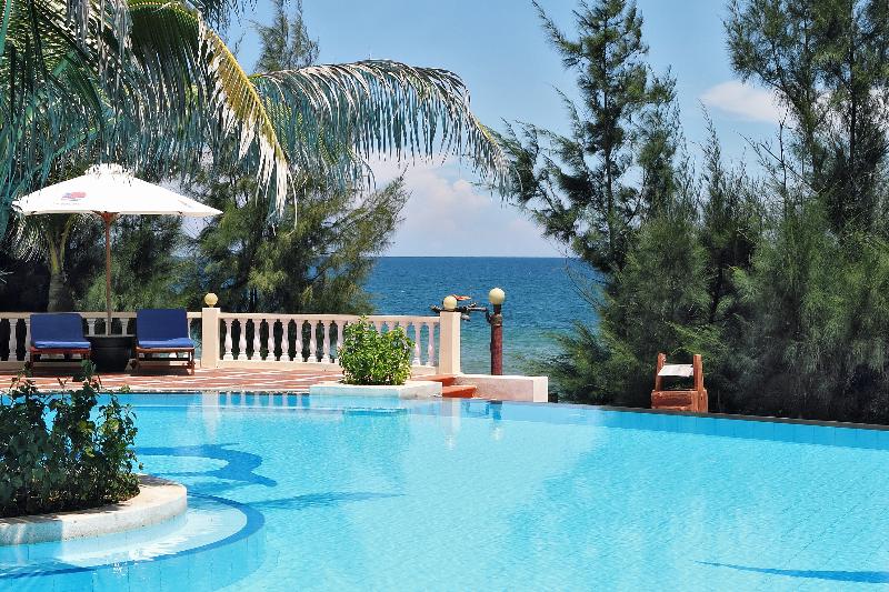 هتل Golden Coast Resort & Spa