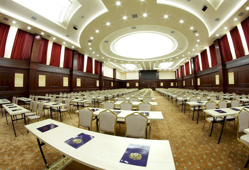 فندق Golden Palace Tsakhkadzor