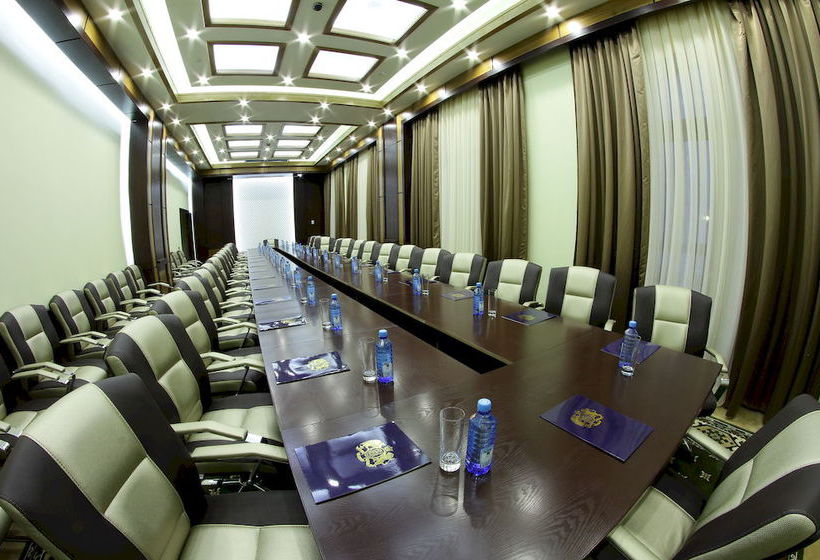 فندق Golden Palace Tsakhkadzor