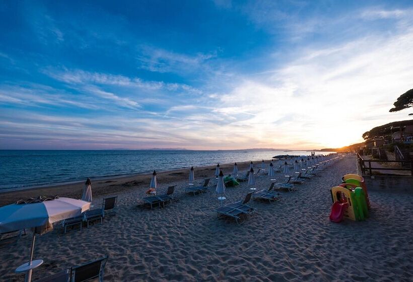 ホテル Golfo Del Sole Holiday Resort