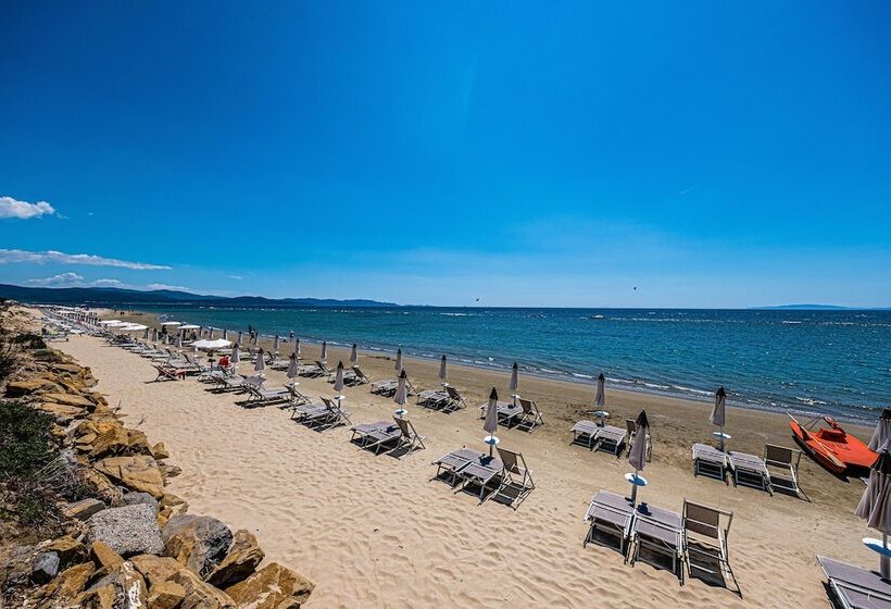 ホテル Golfo Del Sole Holiday Resort