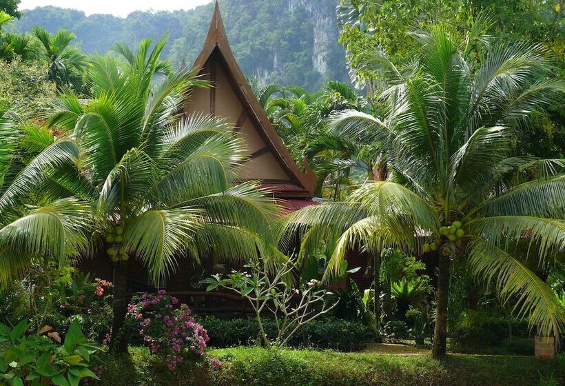 هتل Green View Village Resort   Sha Plus