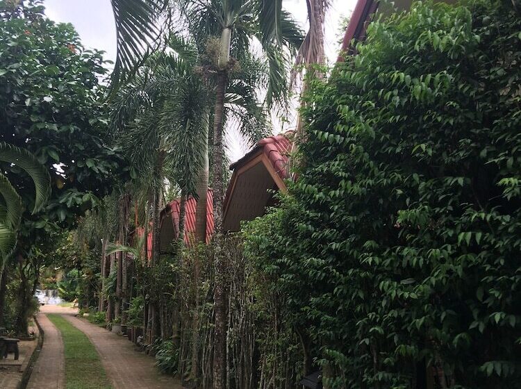 هتل Green View Village Resort   Sha Plus