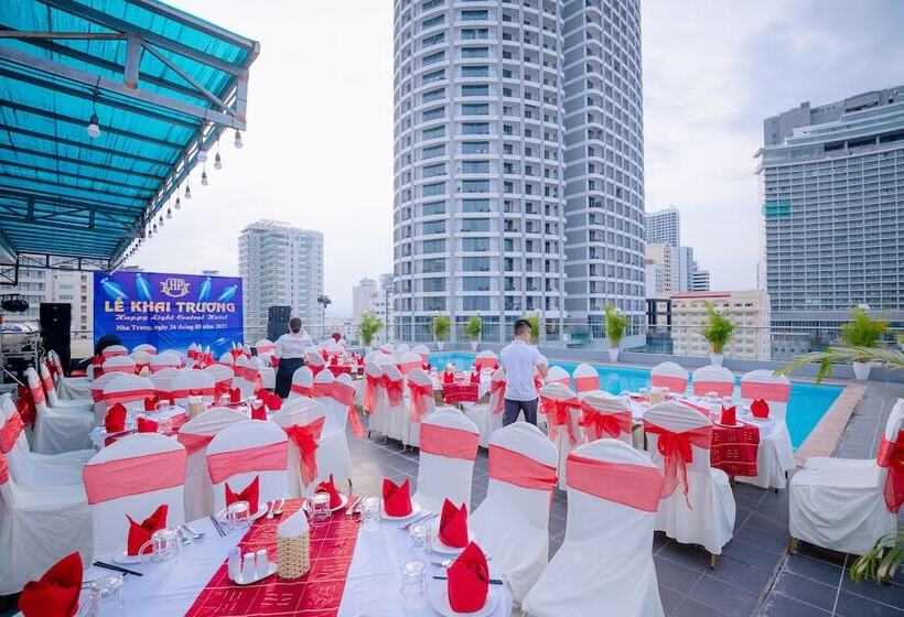 هتل Happy Light Central Nha Trang