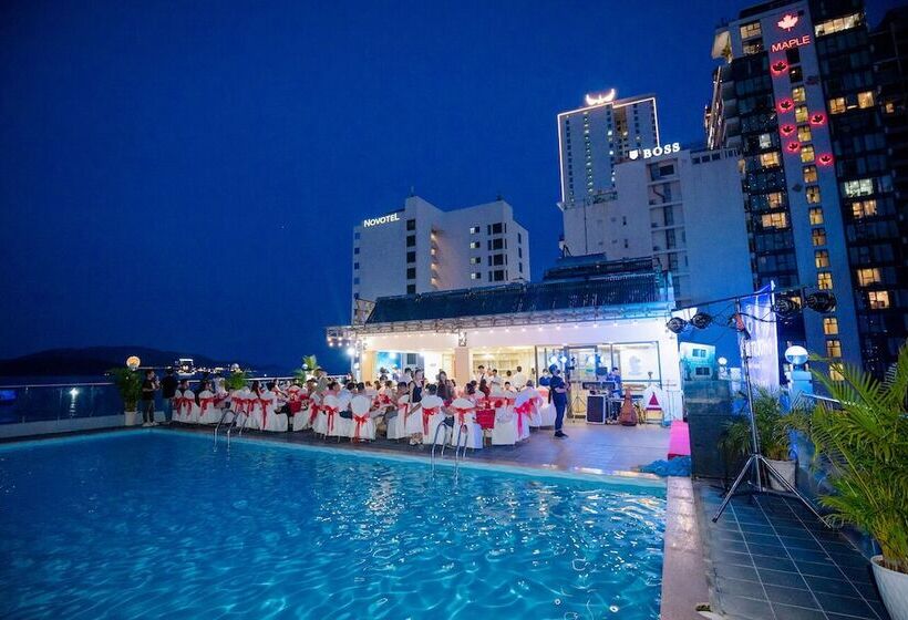 هتل Happy Light Central Nha Trang