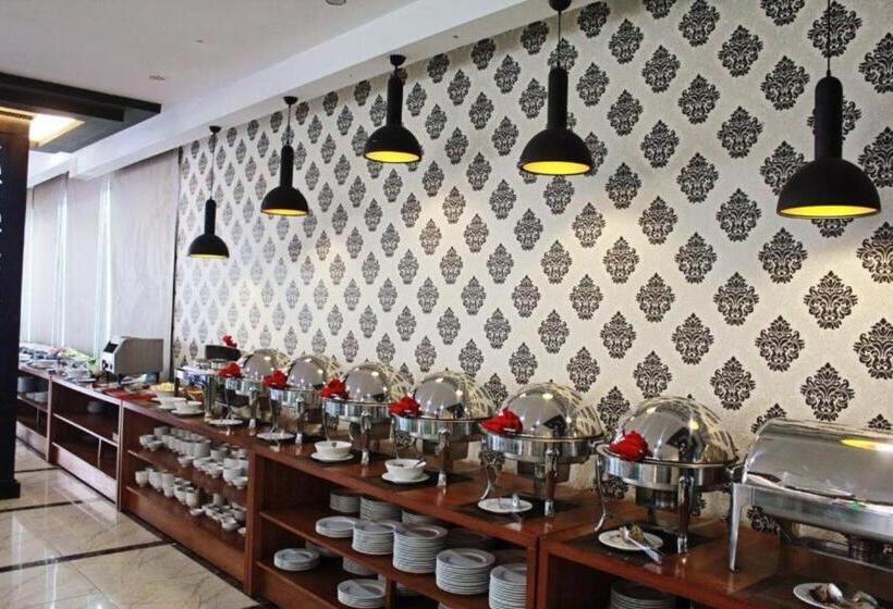 هتل Happy Light Central Nha Trang