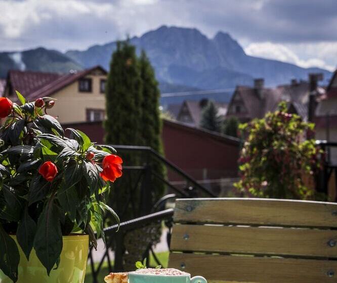 فندق Helan Family & Spa