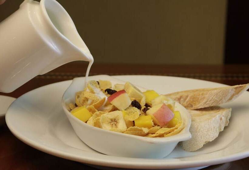 هتل Herald Suites Solana