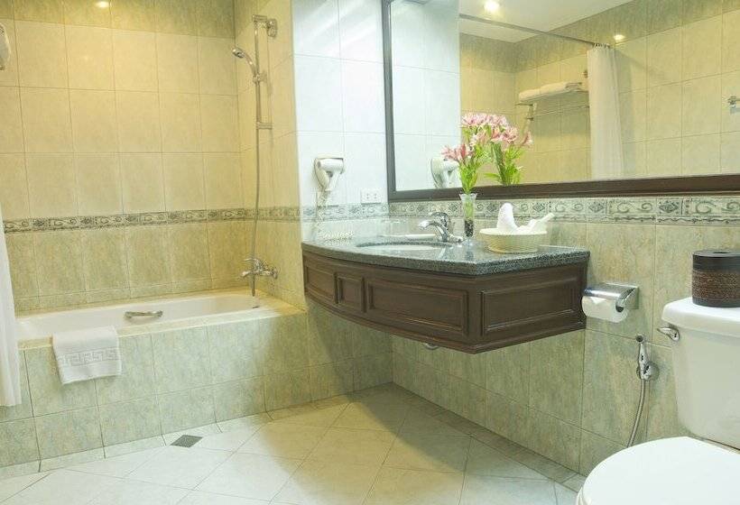 هتل Herald Suites Solana