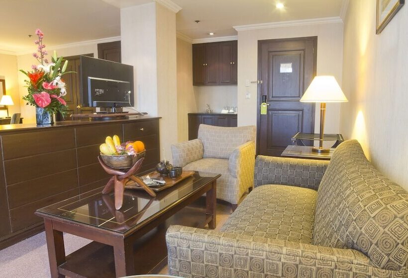 هتل Herald Suites Solana