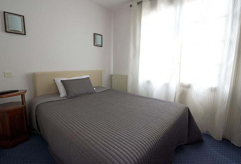 ホテル Hôtel Côté Ventoux