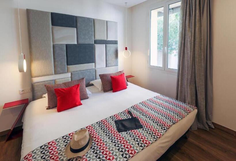 Отель Hôtel Méditerranée