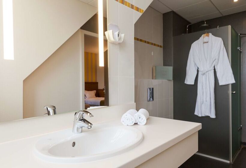 Отель Hôtel Valvignes Colmar Hautkoenigsbourg,the Originals Relais