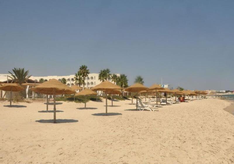 Отель Khayam Garden Beach Resort & Spa