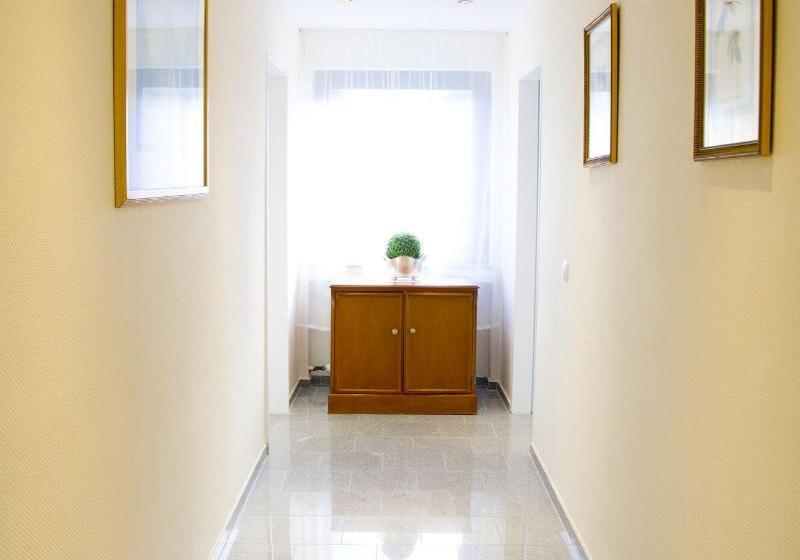 ホテル Kölner Hof Refrath