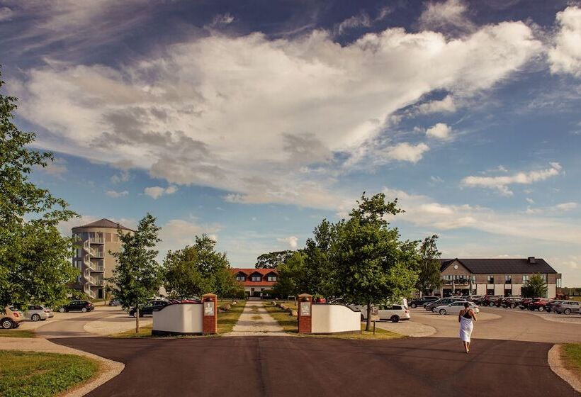 בית מלון כפרי L Mossbylund