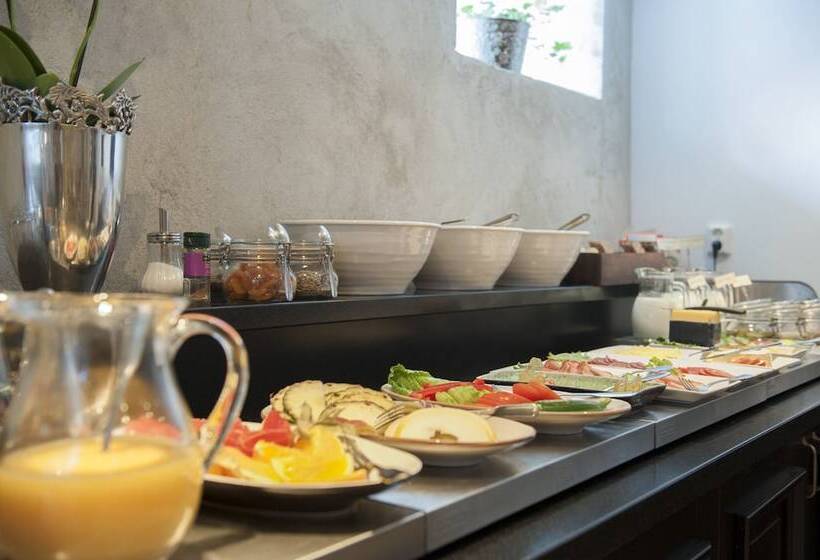 Отель L Slottsbacken