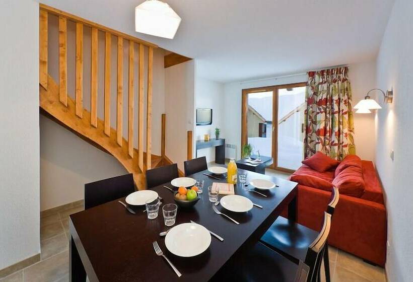 فندق La Combe D Or