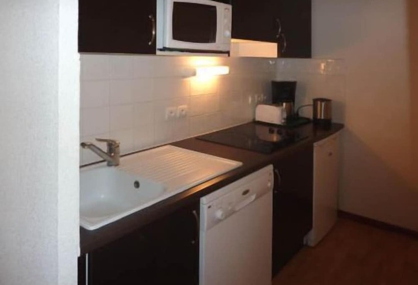 فندق La Combe D Or