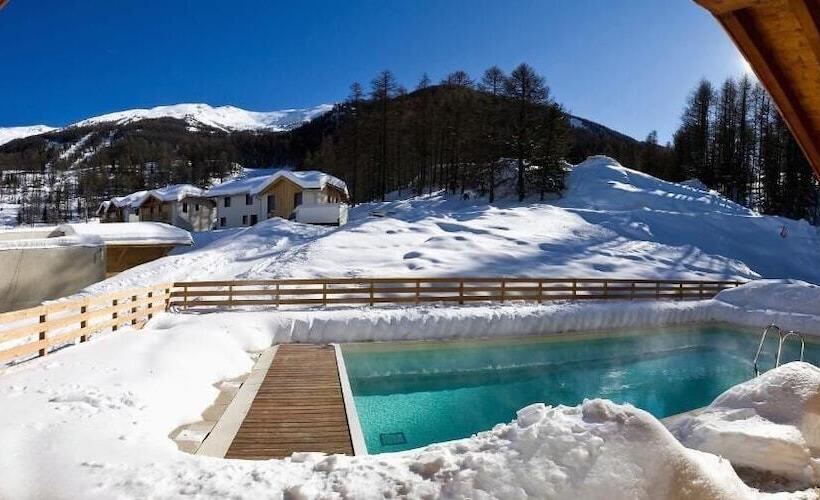 فندق La Combe D Or