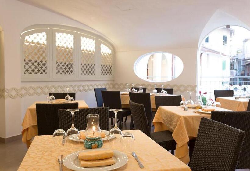 Отель La Pergola