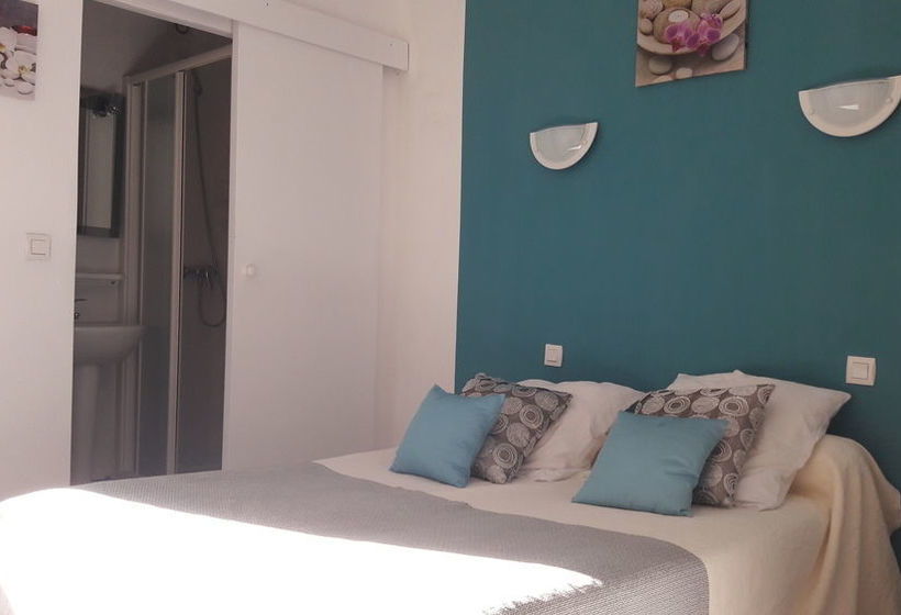 Отель La Tour De L'horloge