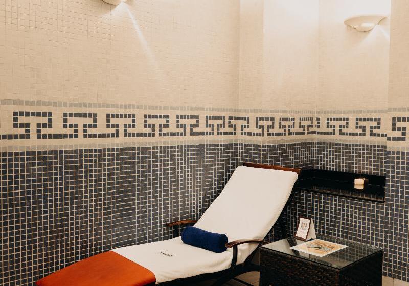 هتل Lake Victoria Serena Golf Resort & Spa