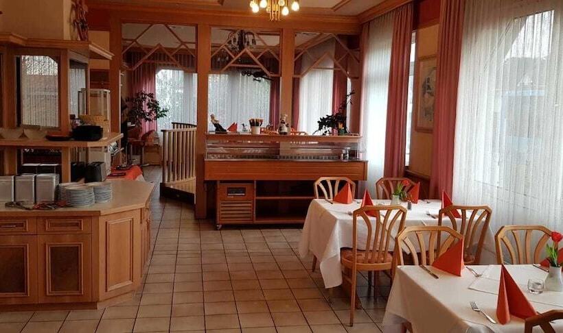 Отель Shawi Erzhausen