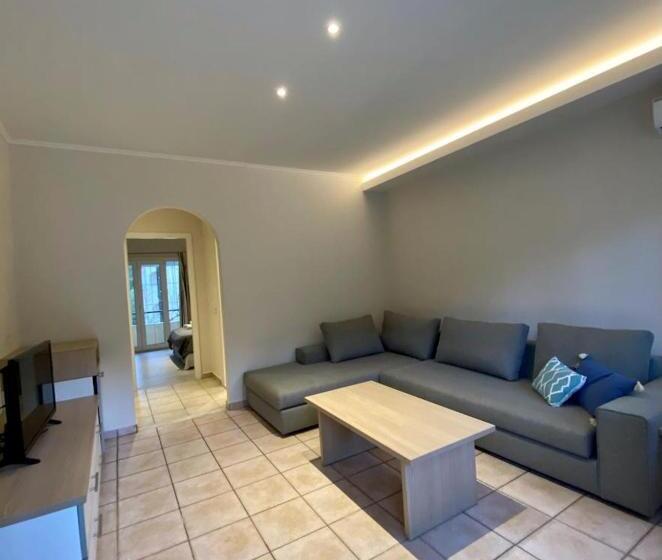 Отель Callisto Beach