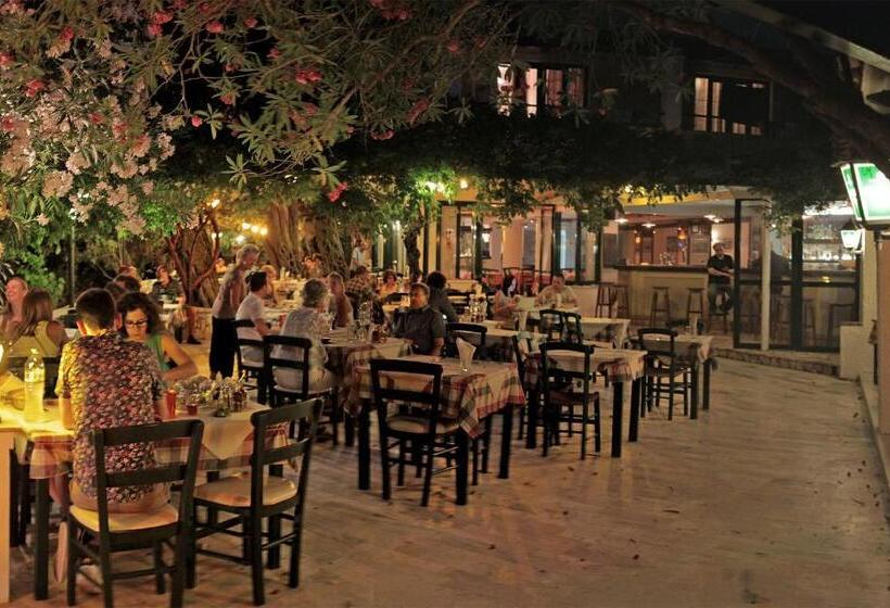 Отель Callisto Beach