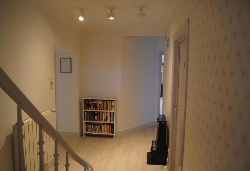 호텔 Logis Beau Séjour