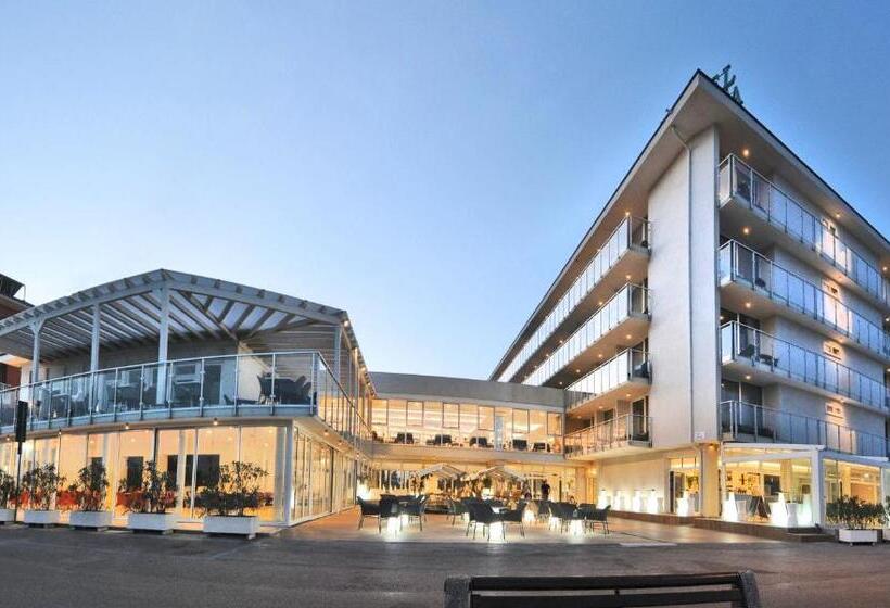 Marina Palace Hotel 4 Stelle S