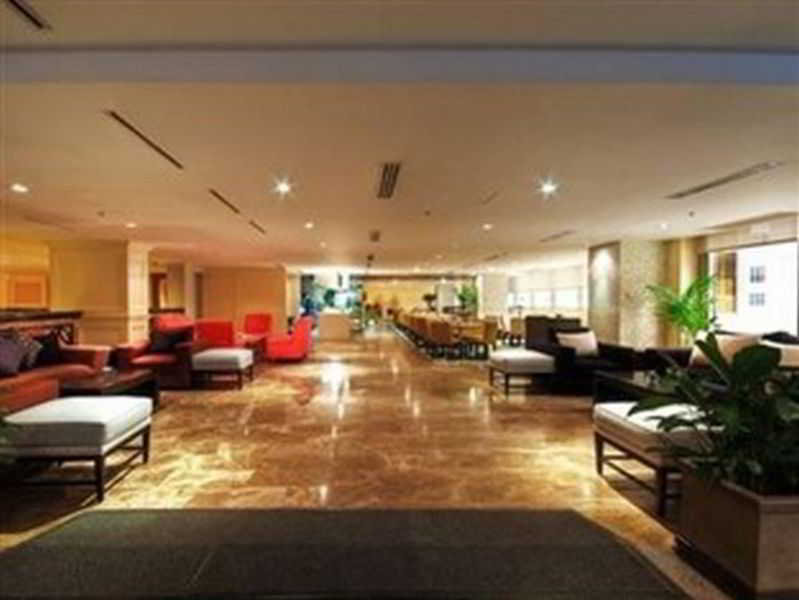 فندق Maxims Tower