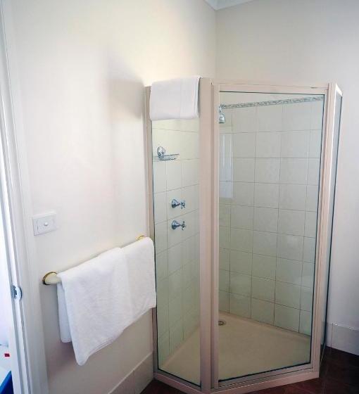 هتل My Place Accommodation Albany