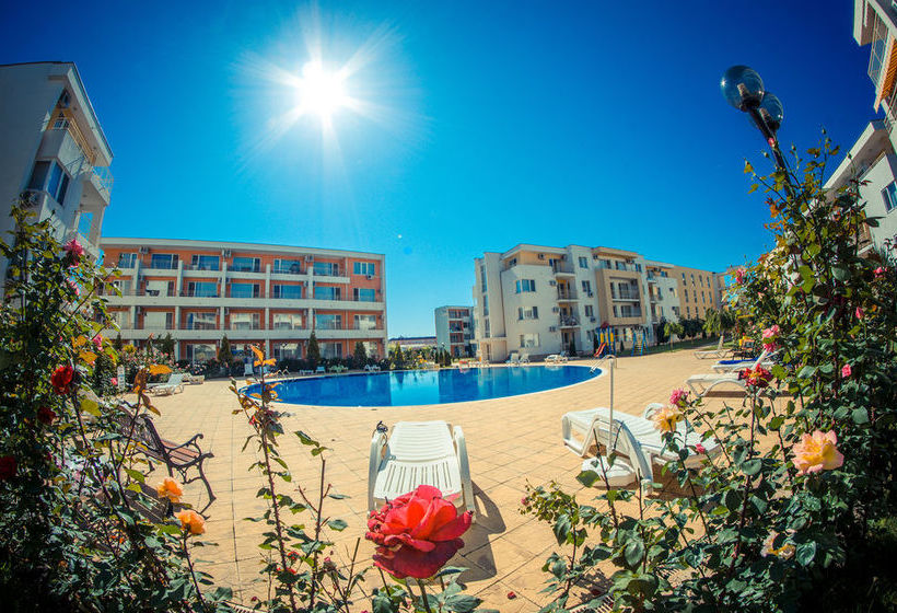 فندق Nessebar Fort Club