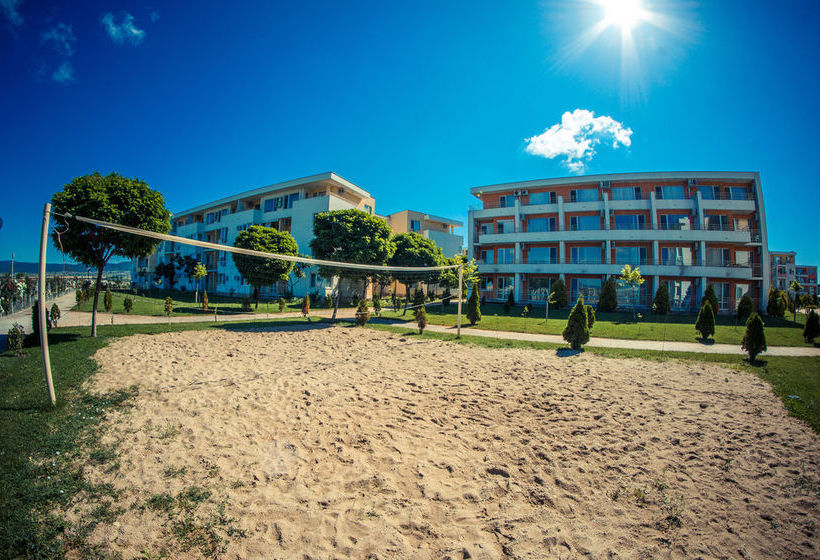 فندق Nessebar Fort Club