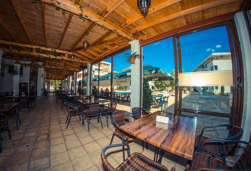 فندق Nessebar Fort Club