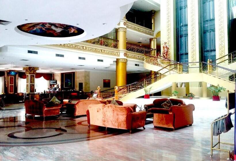 בית מלון כפרי Pacific Palace