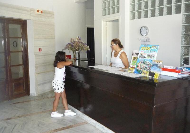 Отель Pelagia Bay