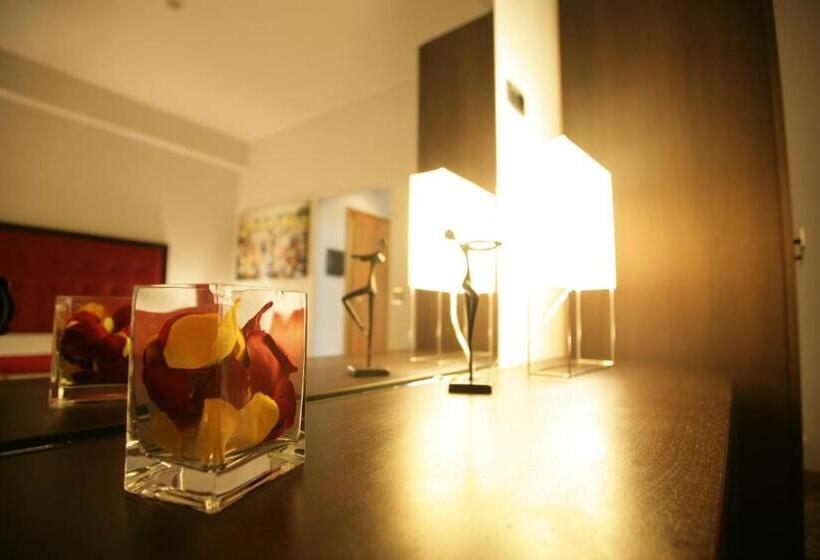 Отель Piazza Marconi