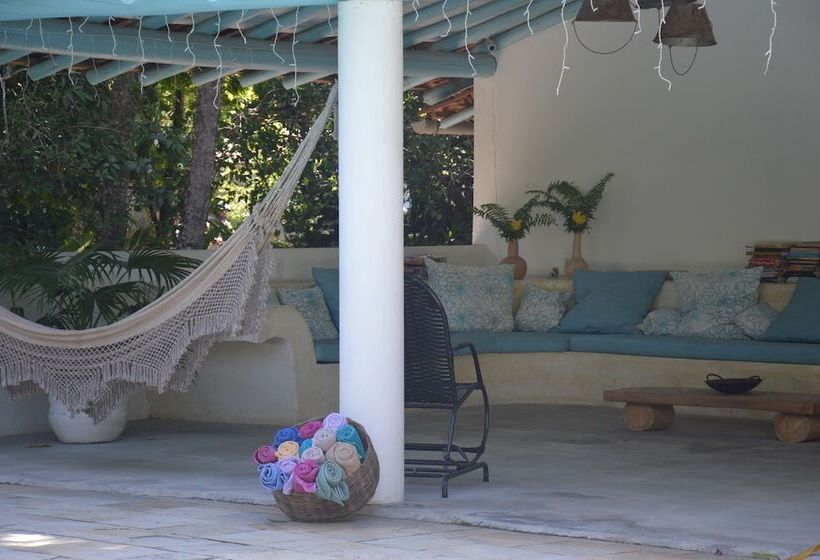 ホテル Pousada Jacarandá