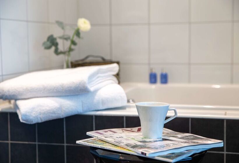 Отель Best Western Plus Park City Lund