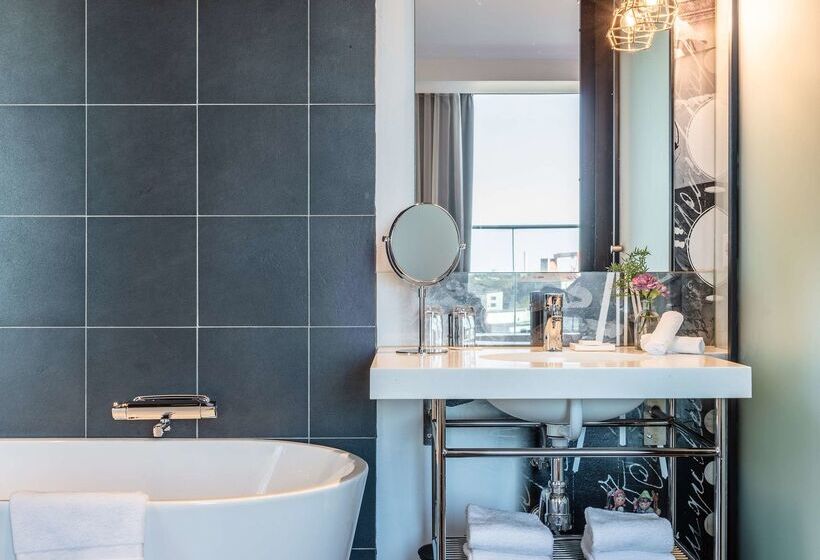 호텔 Radisson Blu Riverside