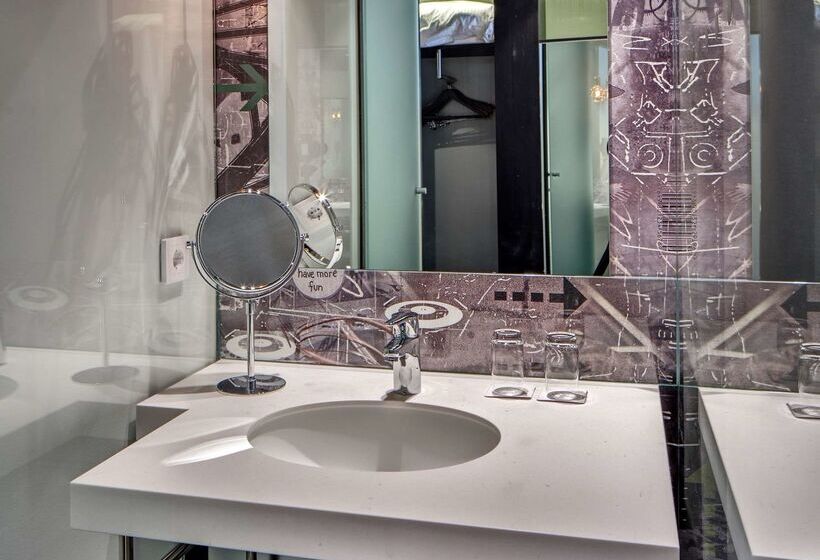 호텔 Radisson Blu Riverside