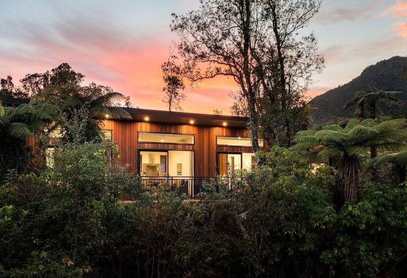 Отель Rainforest Retreat