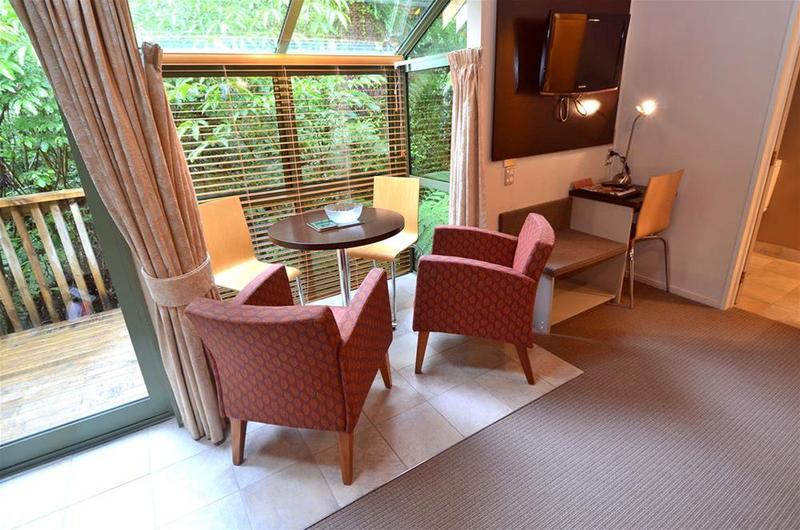 Отель Rainforest Retreat